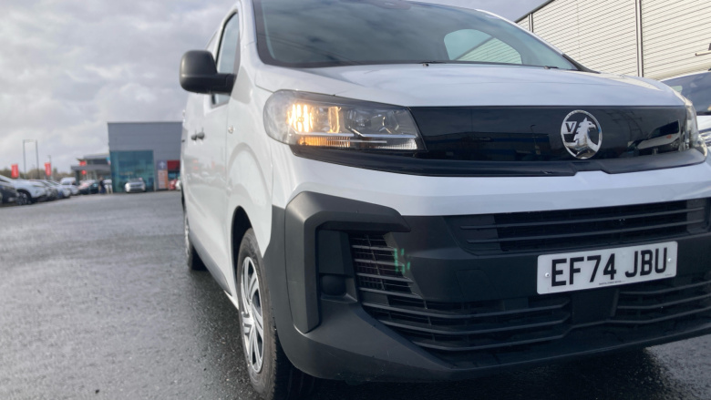 Vauxhall Vivaro L1 Diesel 1.5 Turbo D 120 Prime H1 Van